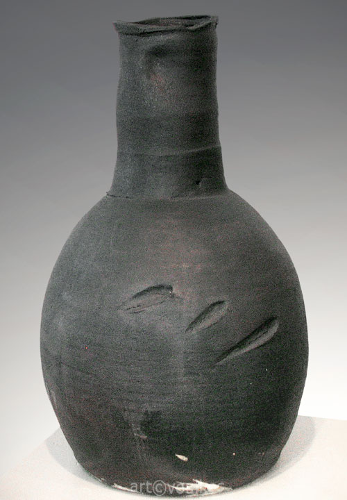 Voulkos Vase